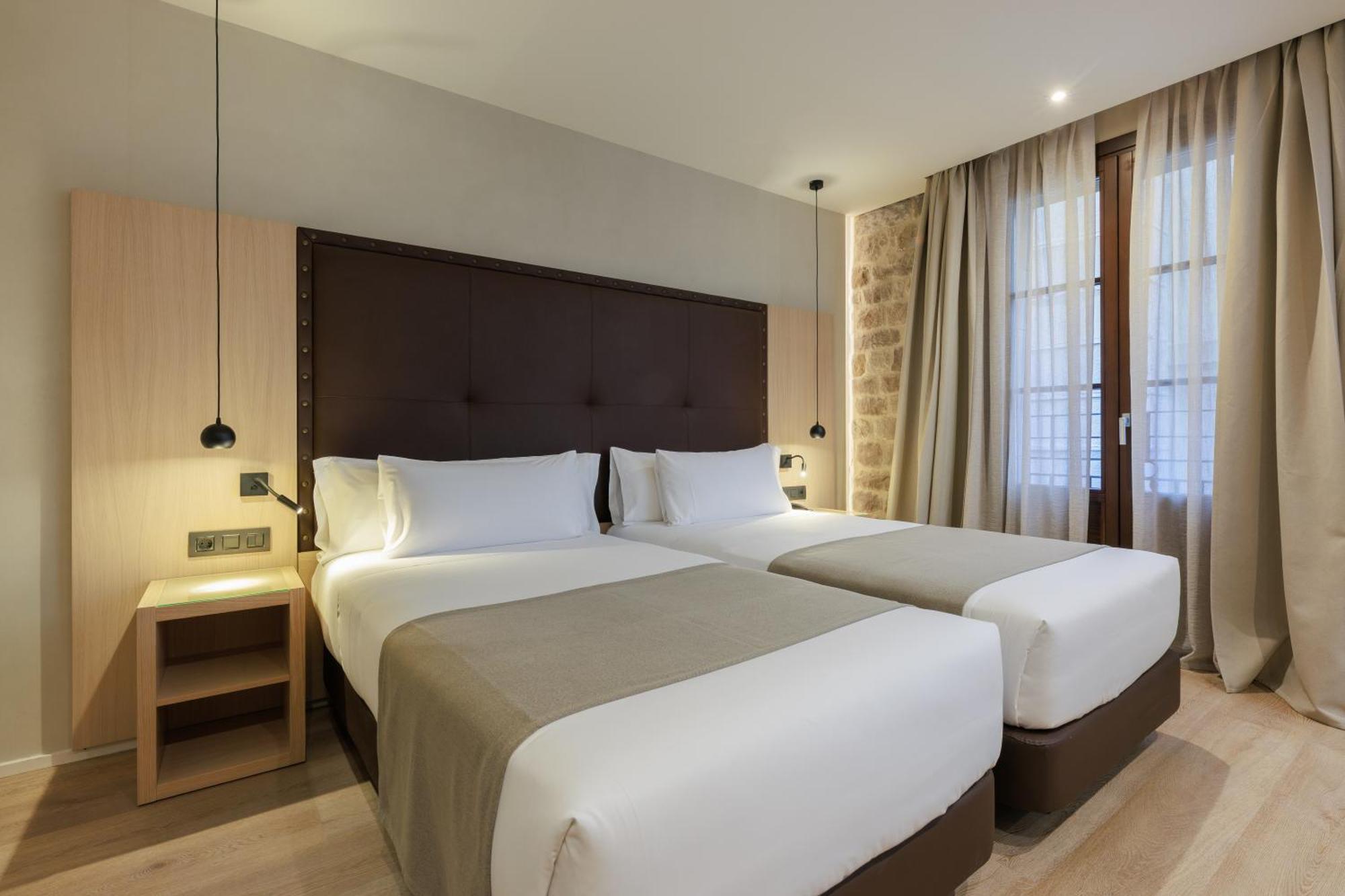 Gran Hotel Barcino Барселона Экстерьер фото